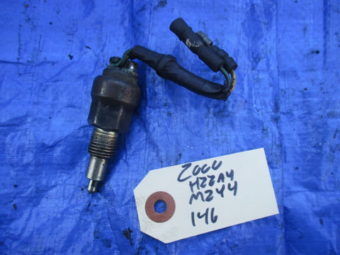 97-01 Honda Prelude H22A4 M2Y4 manual transmission reverse sensor 5 speed VTEC 2