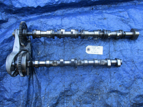 2009 Audi A4 2.0 turbo camshaft assembly set intake exhaust engine motor OEM cam