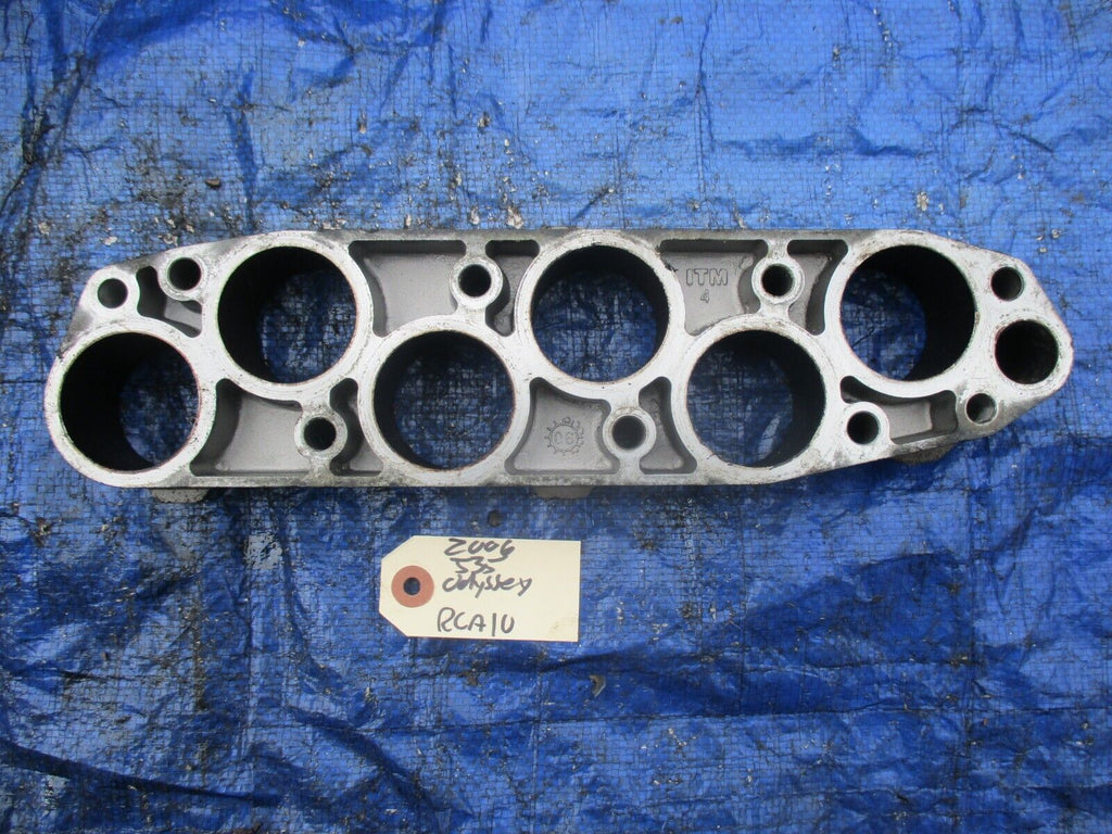 03-04 Honda Pilot J35A4 intake manifold spacer plenum  17108-PGK-A00 OEM 504 J35