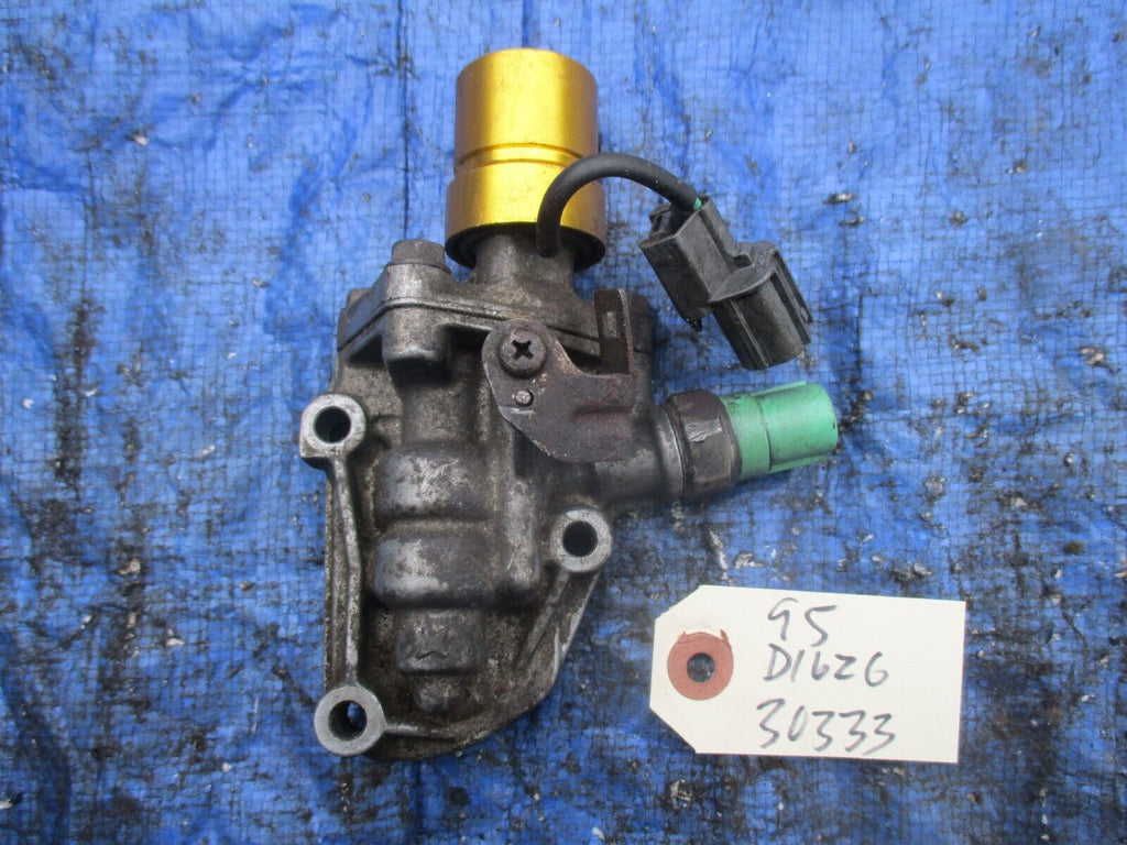 92-95 Honda Civic D16Z6 vtec solenoid assembly pressure switch OEM D16Z6 30333