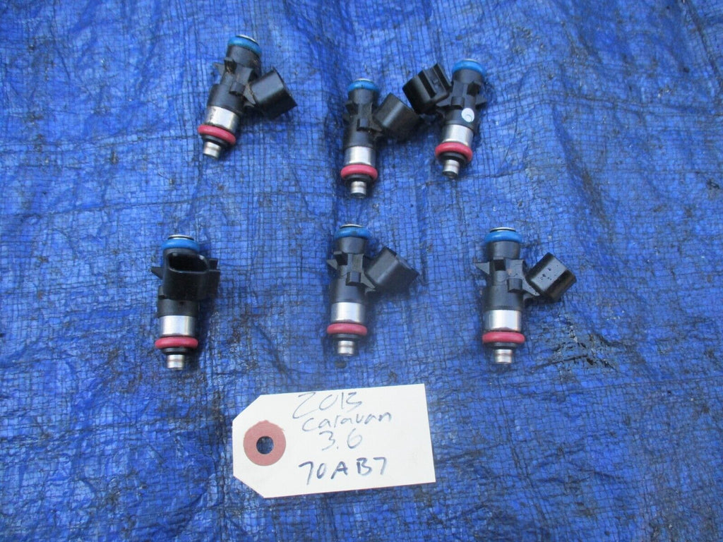 2013 Dodge Caravan 3.6 fuel injectors set OEM 0280158233 Dodge 05184035AD V6 2