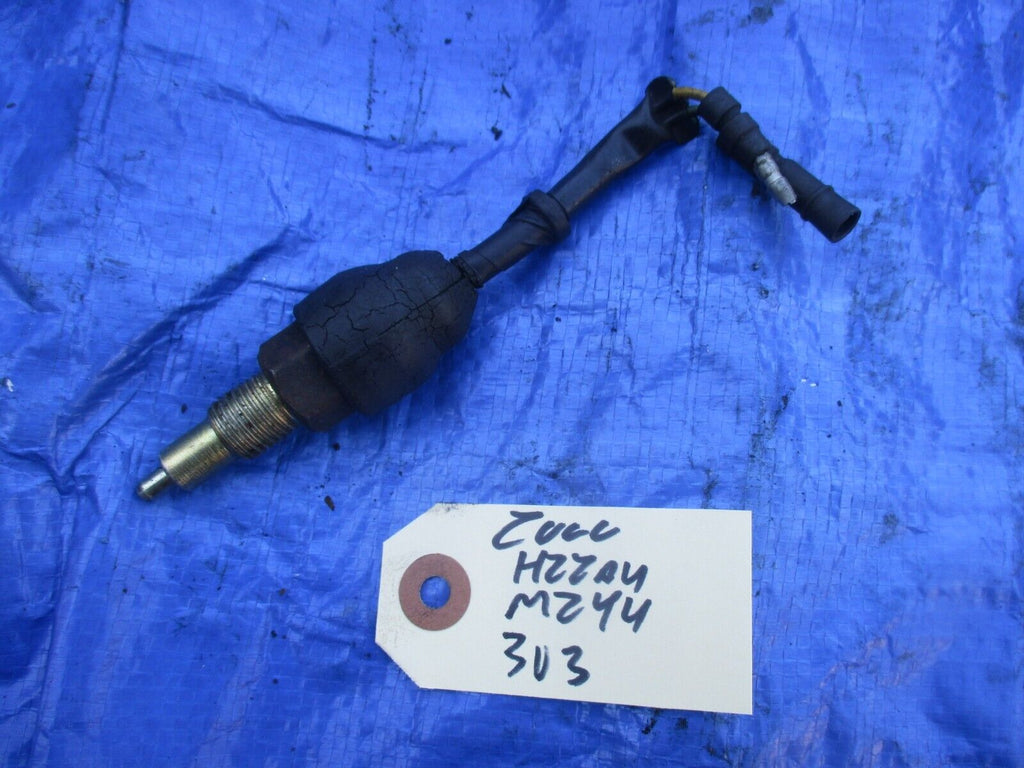 97-01 Honda Prelude H22A4 M2Y4 manual transmission reverse sensor 5 speed VTEC 3