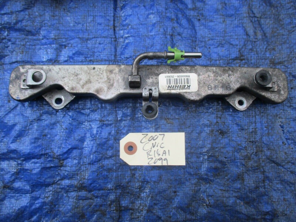 06-09 Honda Civic R18A1 VTEC fuel rail assembly OEM engine motor R18 Keihin RNA