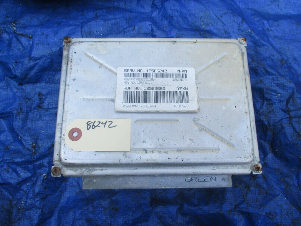 2004 GMC Sierra engine computer OEM ECM ECU 12586242 YFXM 5.3 silverado 4.8