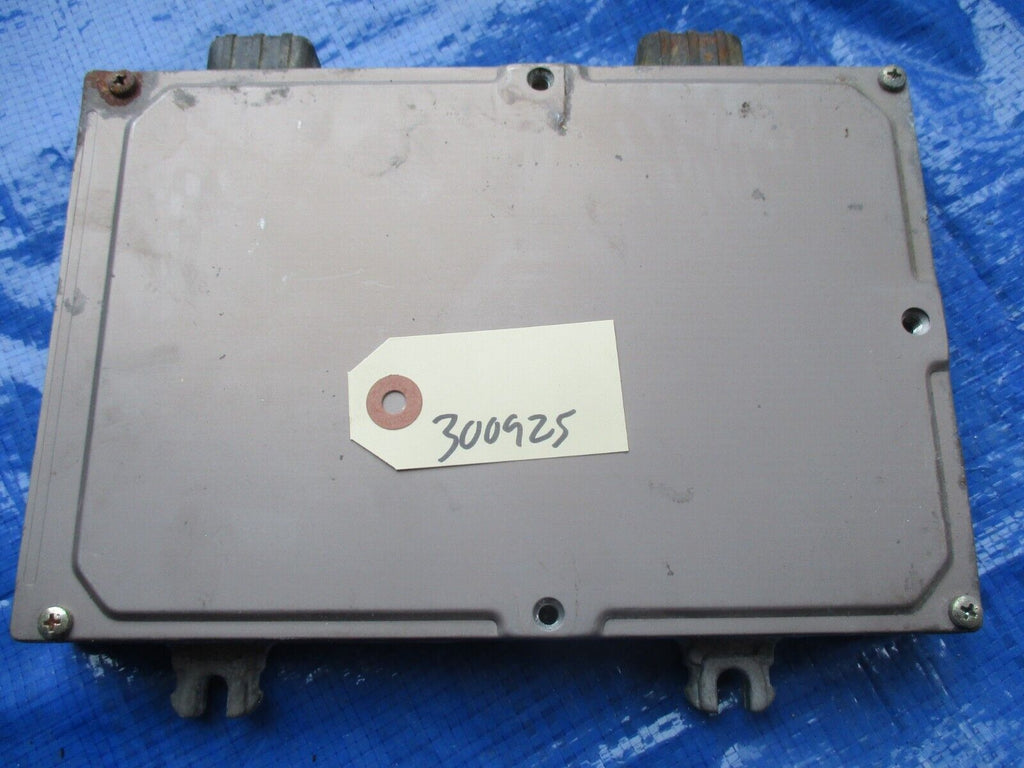 96-98 Honda Civic D16Y8 manual engine computer ECM ECU 37820-P2P-C34 vtec 300925