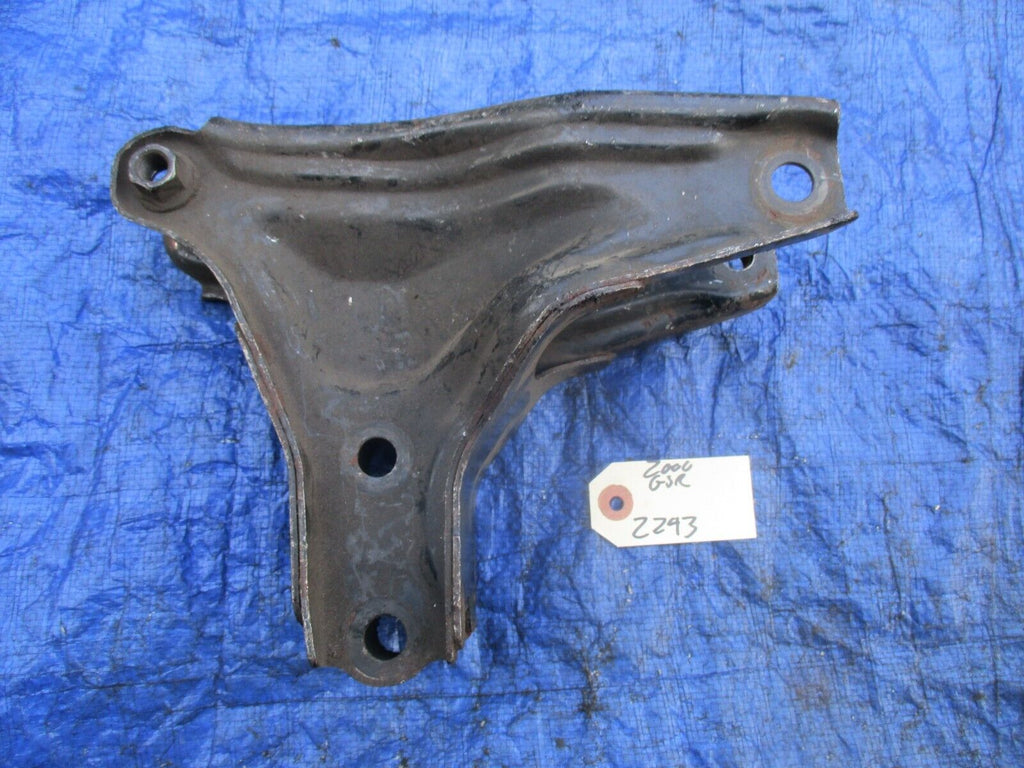 94-01 Acura Integra GSR B18C VTEC rear engine bracket manual transmission OEM 3