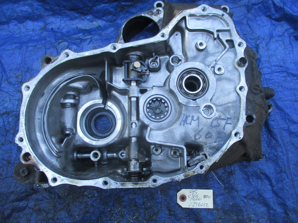 92-95 Honda Civic D15B2 manual transmission inner casing D15 P20 A000 OEM